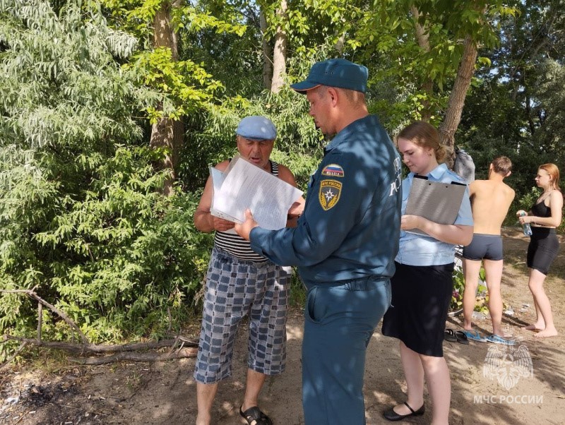 Вода - опасная стихия: работники: 68 ПСЧ напоминают о важности соблюдения правил безопасности.